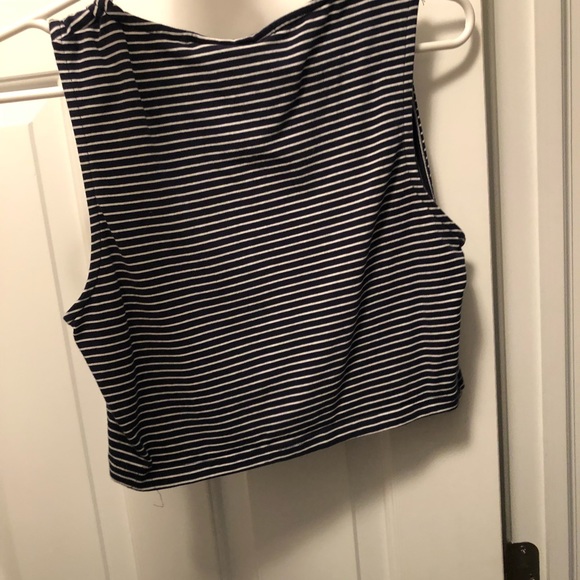 Striped Navy & White Crop Top Urban Outfitters - Picture 2 of 3